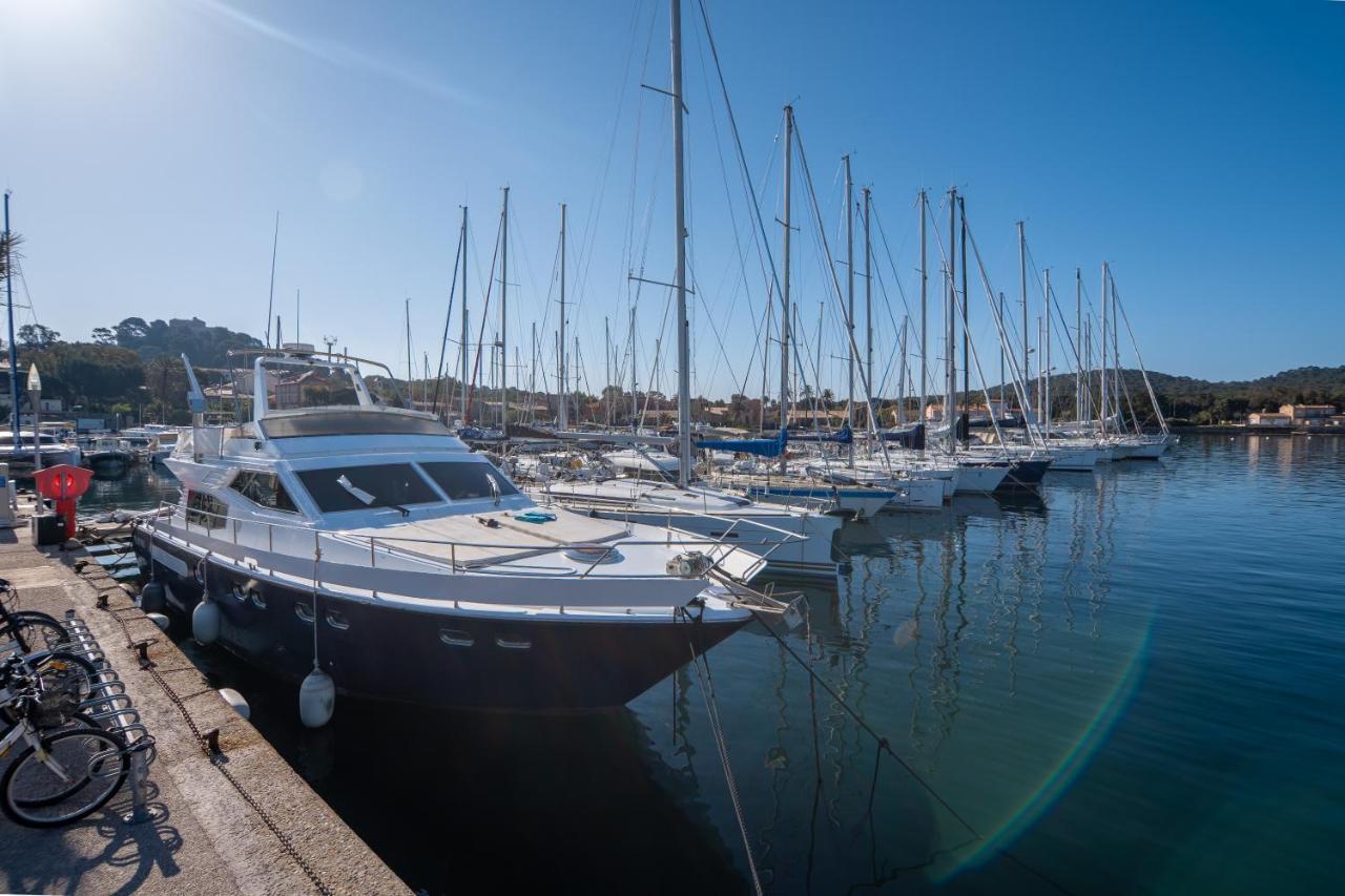 Hebergements Bateaux A Quai Porquerolles Zewnętrze zdjęcie