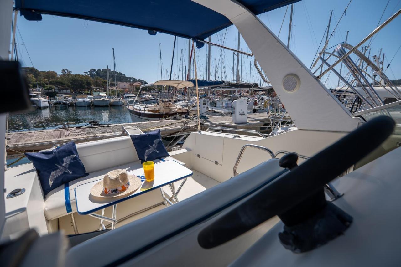 Hebergements Bateaux A Quai Porquerolles Zewnętrze zdjęcie