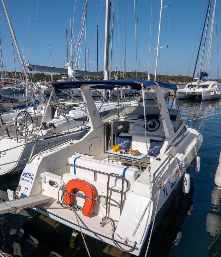 Hebergements Bateaux A Quai Porquerolles Zewnętrze zdjęcie