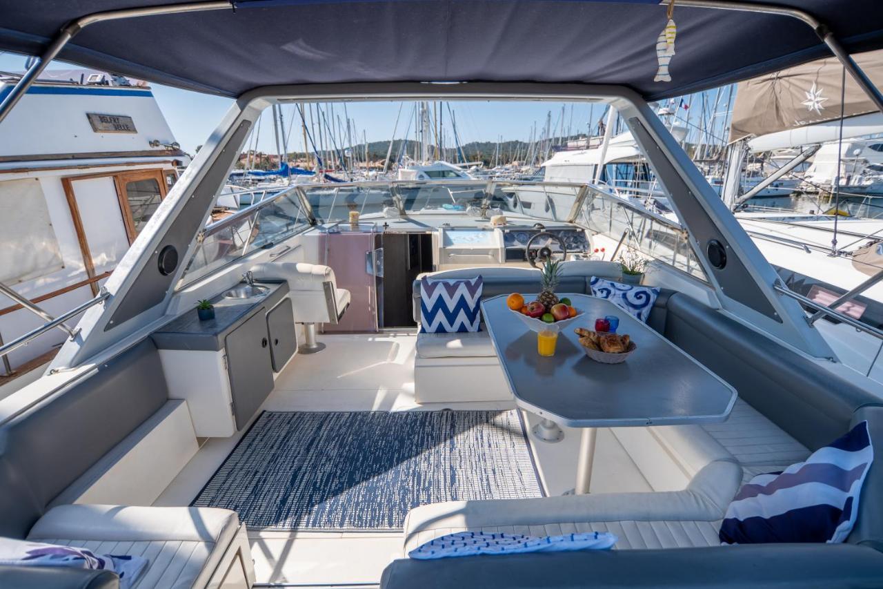 Hebergements Bateaux A Quai Porquerolles Zewnętrze zdjęcie