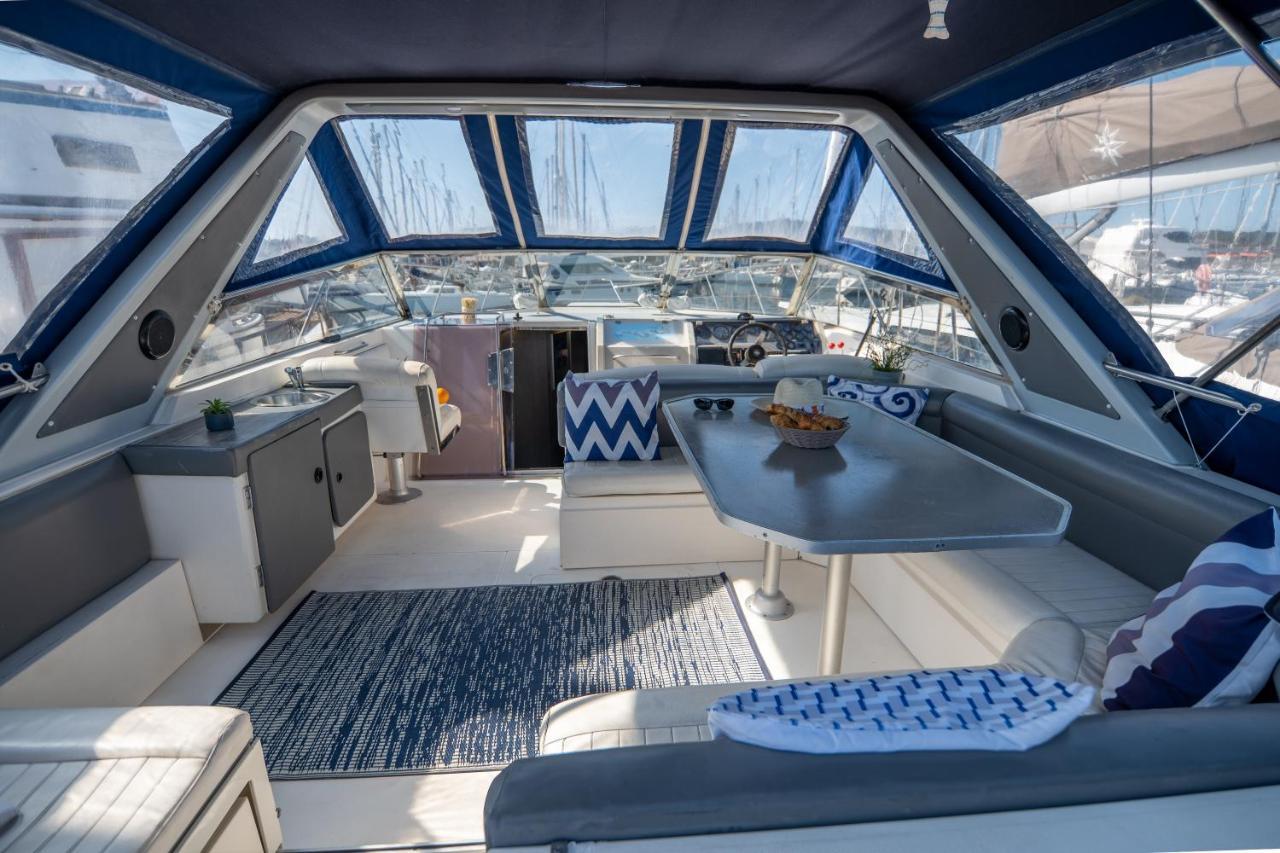 Hebergements Bateaux A Quai Porquerolles Zewnętrze zdjęcie