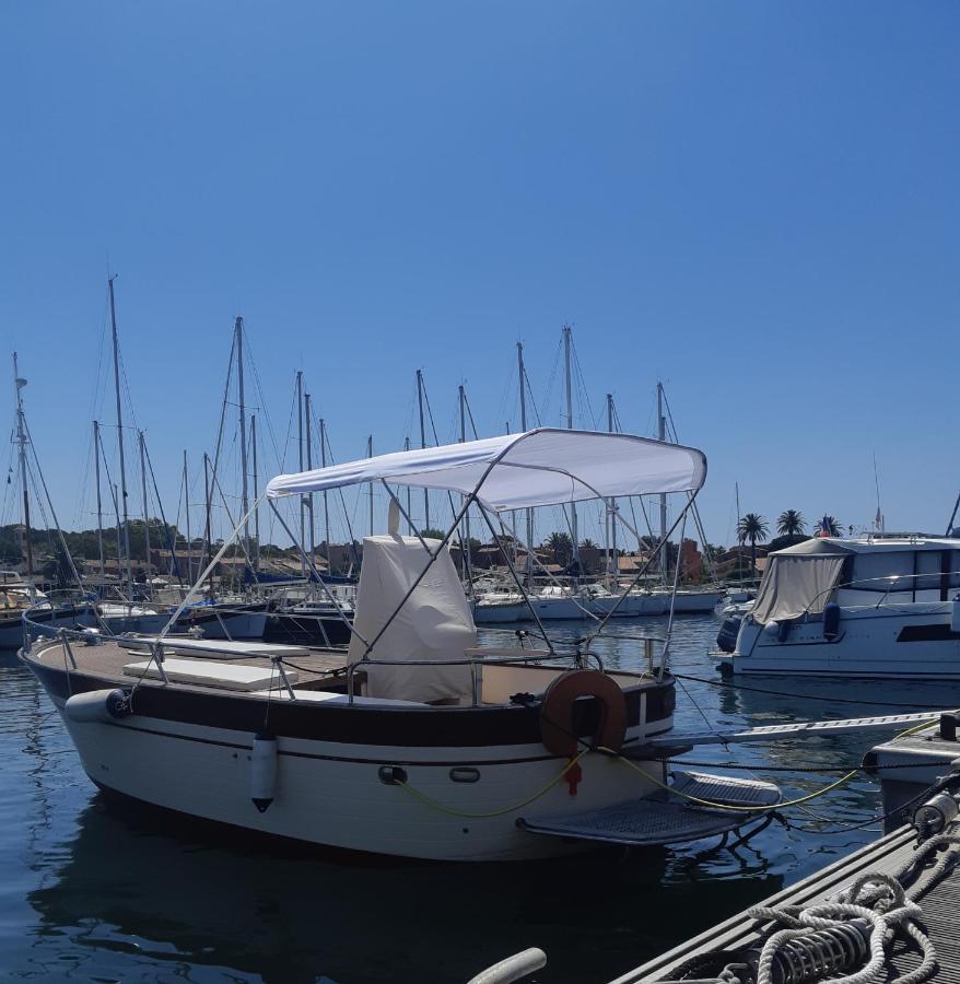 Hebergements Bateaux A Quai Porquerolles Zewnętrze zdjęcie